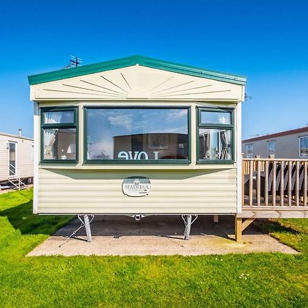 Caravan Beach Holiday Hotel Saint Osyth Buitenkant foto
